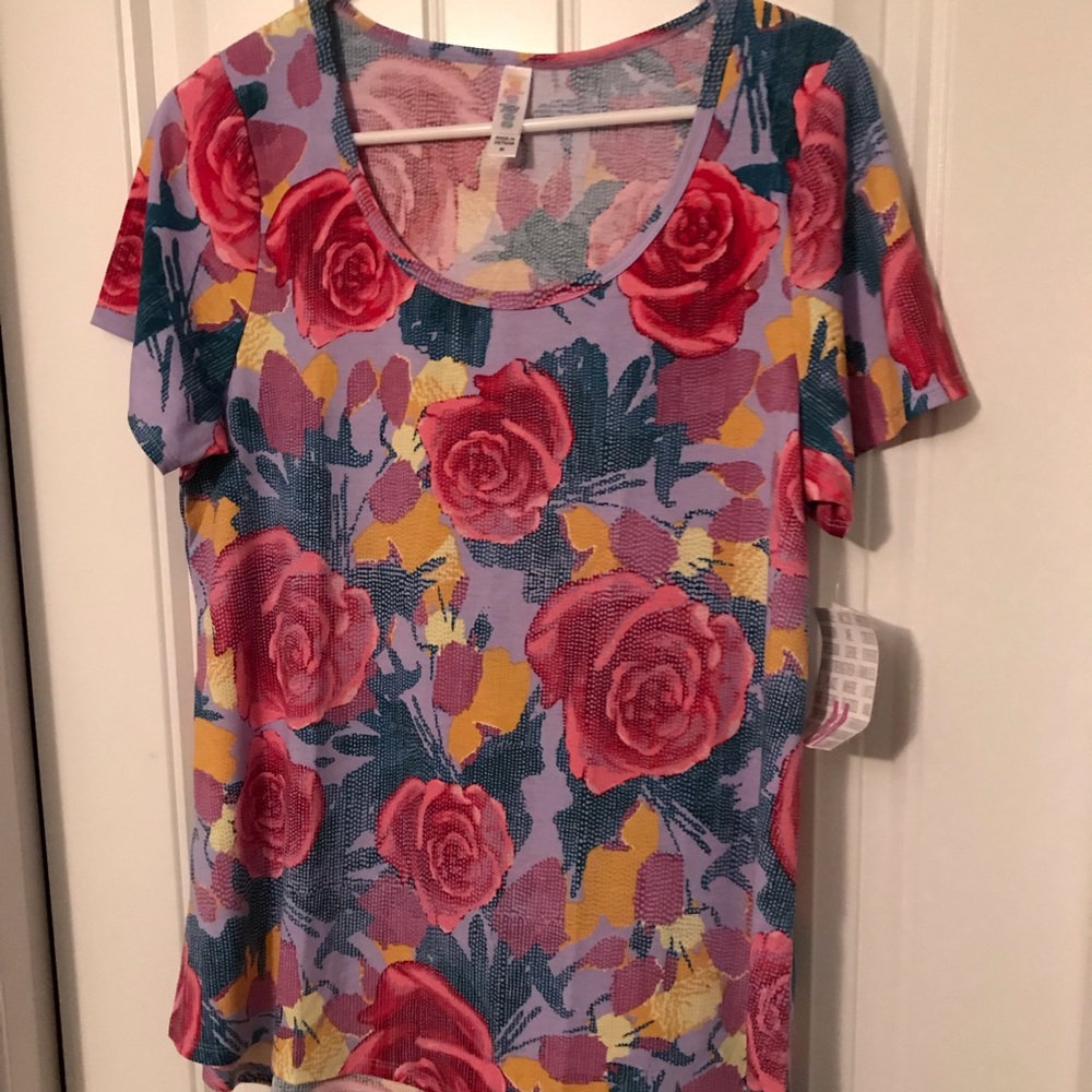 Lularoe classic tee
